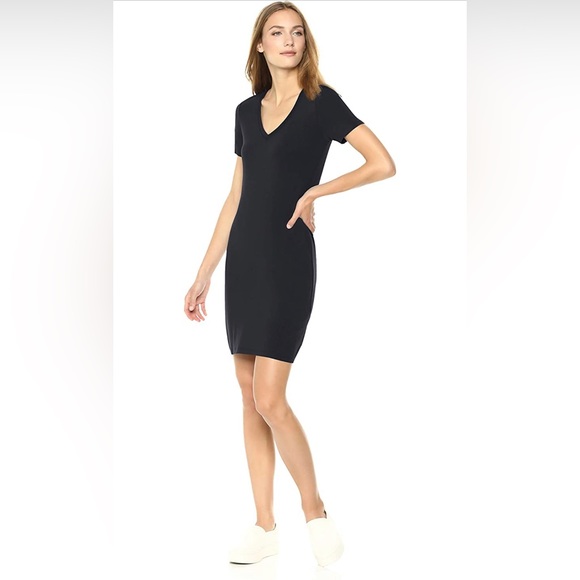 Daily Ritual Dresses & Skirts - Daily Ritual Women's Jersey Short-Sleeve V-Neck T-Shirt Dress - Size S